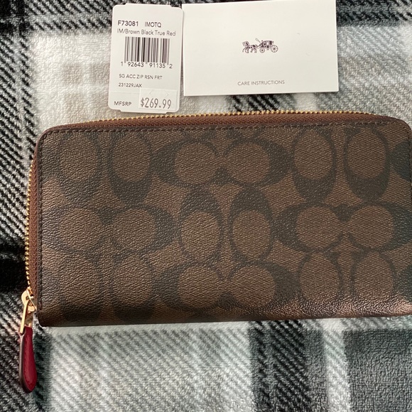 Authentic Coach Wallet with Logo and Cherry Accent - Picture 2 of 5